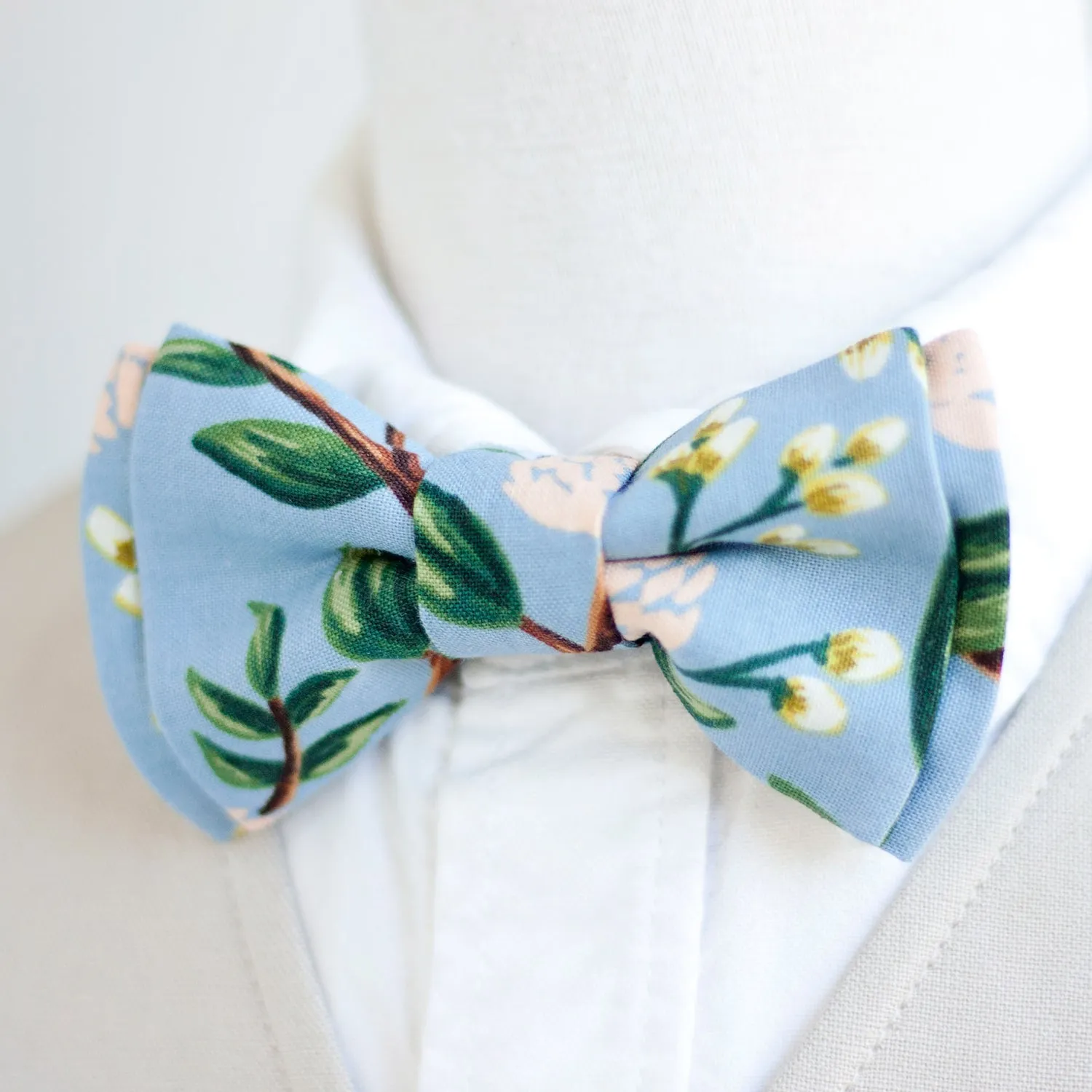 Boy's Bow Tie / Peonies In Dusty Blue