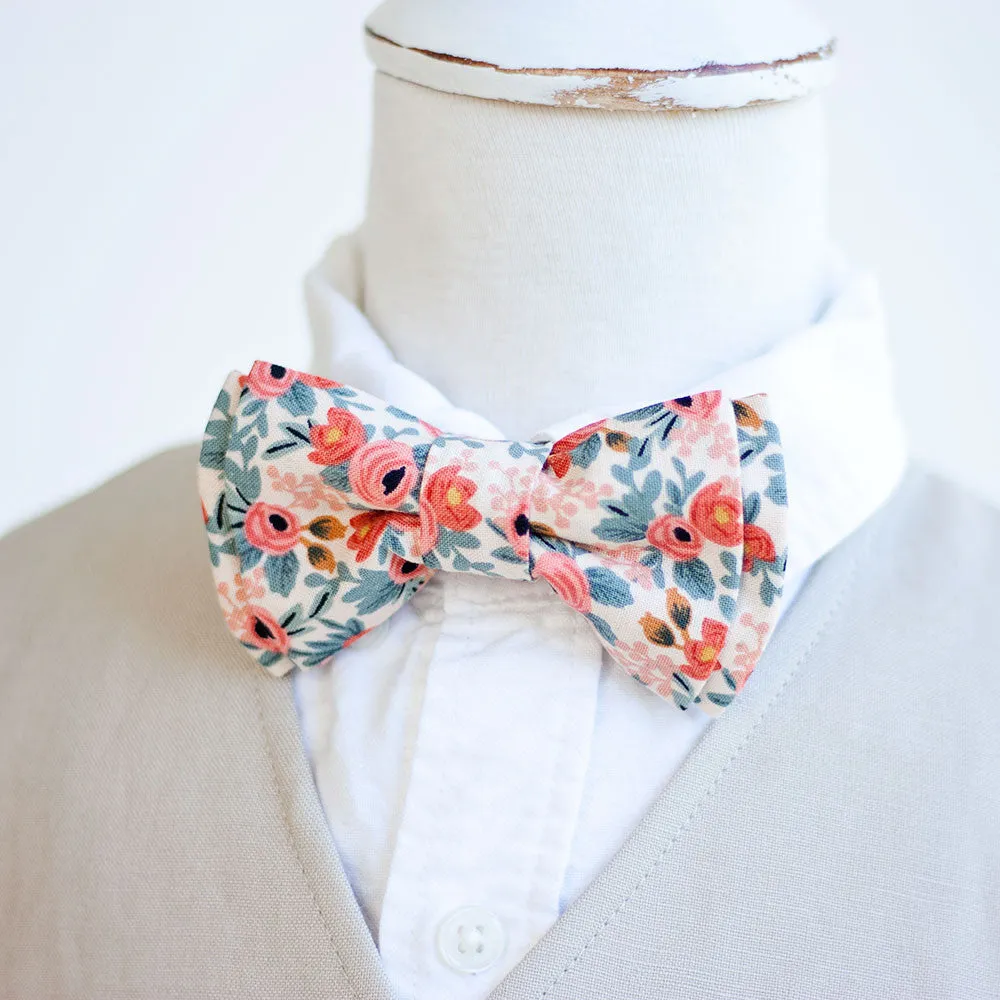 Boy's Bow Tie / Rosa In Peach