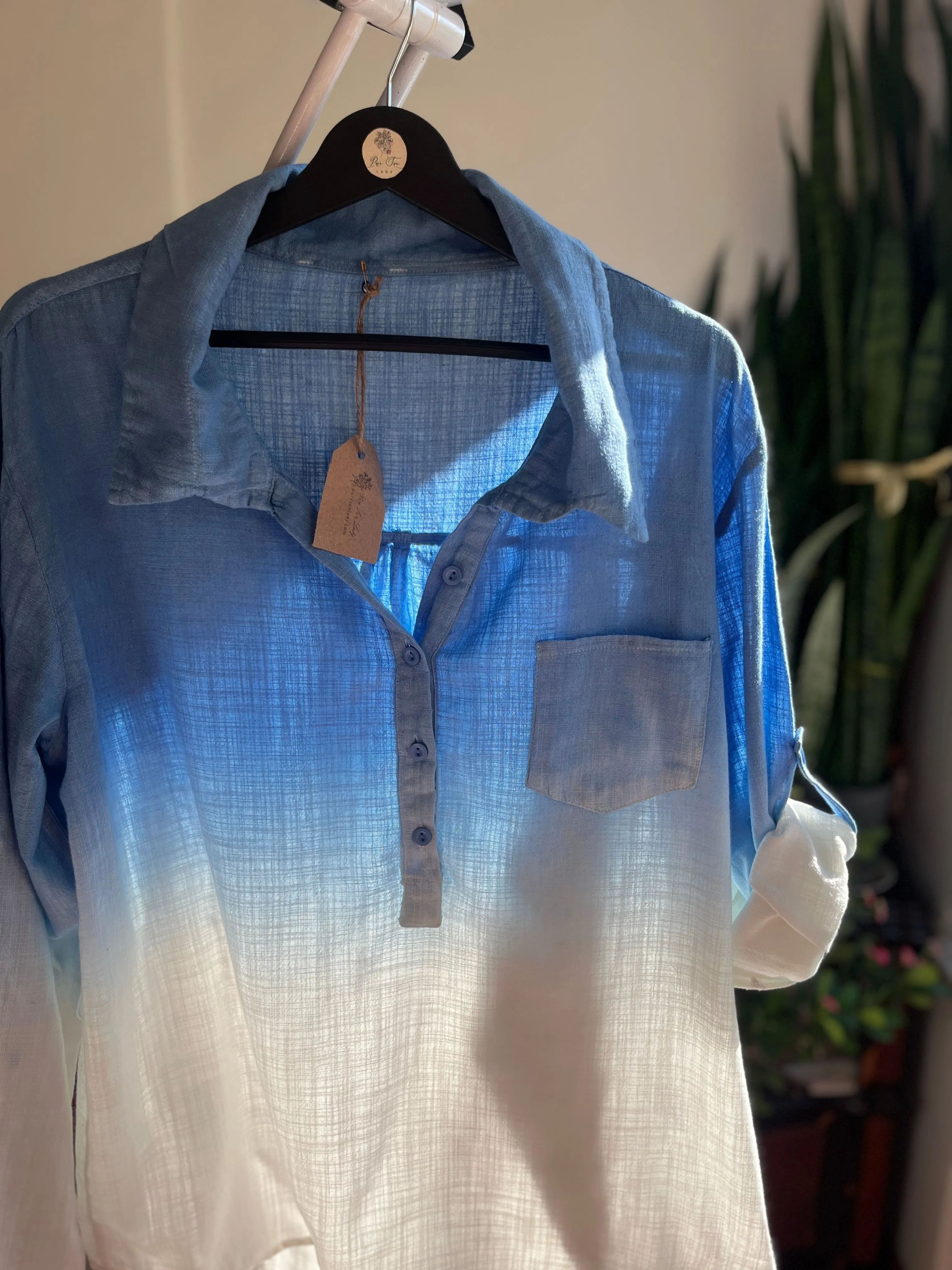 Chic Bohemian Cotton Shirt with Color Transition and Button Detail Sleeves