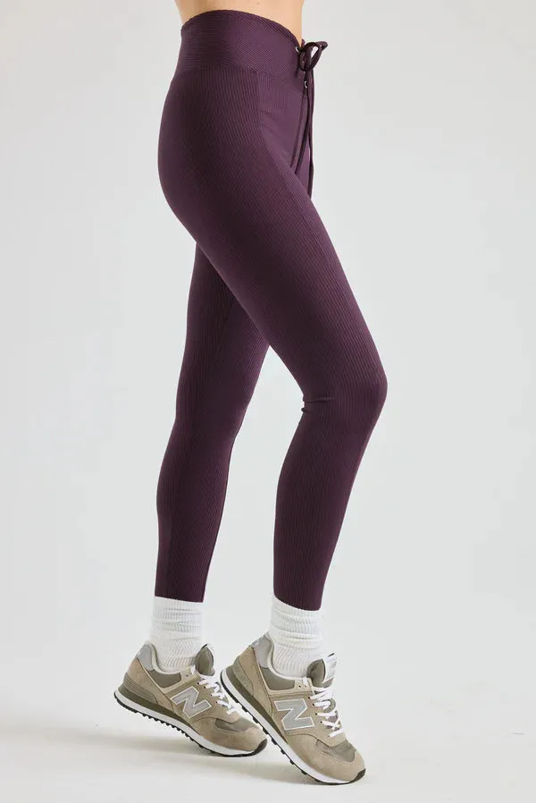 Ribbed Football Leggings in Deep Plum