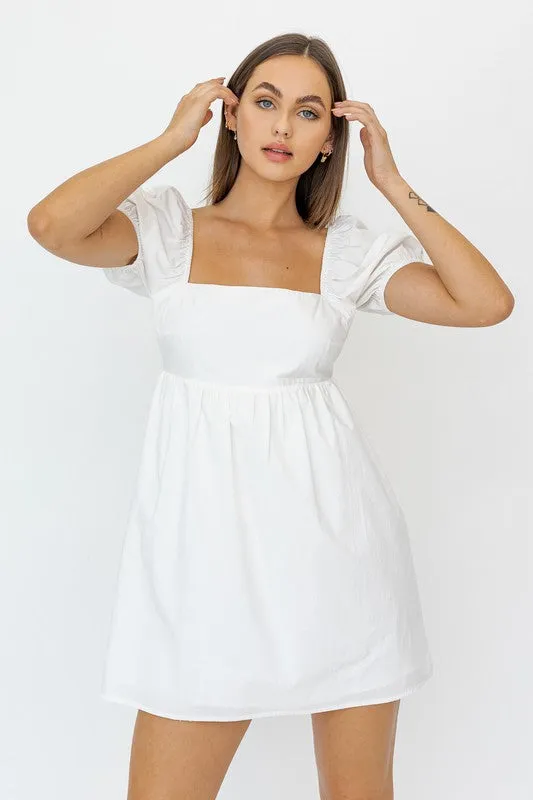 SHORT SLEEVE BACK TIE DETAIL BABYDOLL DRESS