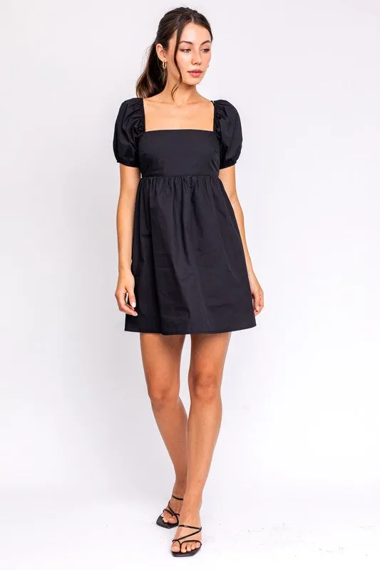 SHORT SLEEVE BACK TIE DETAIL BABYDOLL DRESS