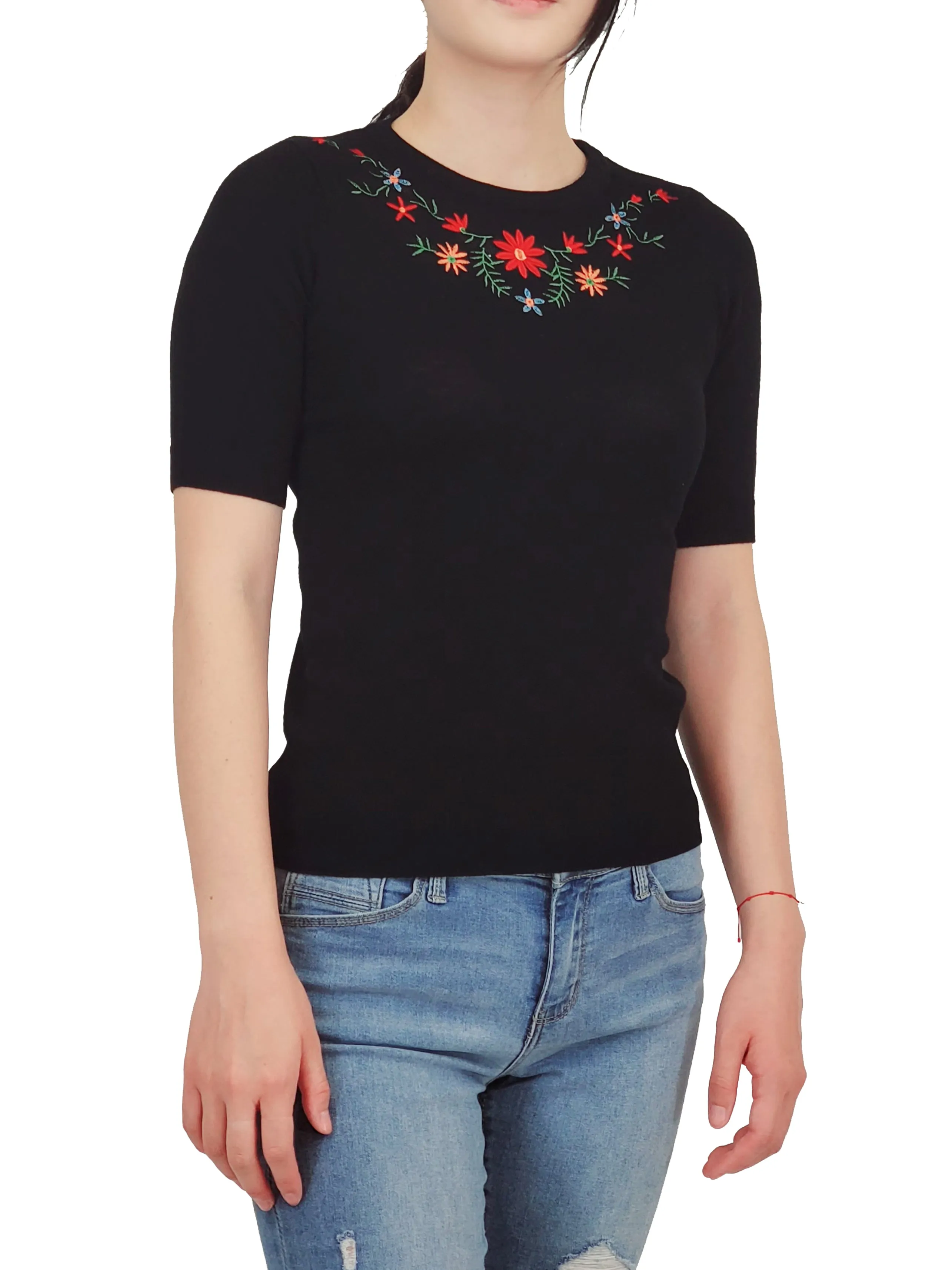 YEMAK Women's Daisy Flower Embroidered Crewneck Casual Knit Pullover Sweater MK3664EMBO (S-L)